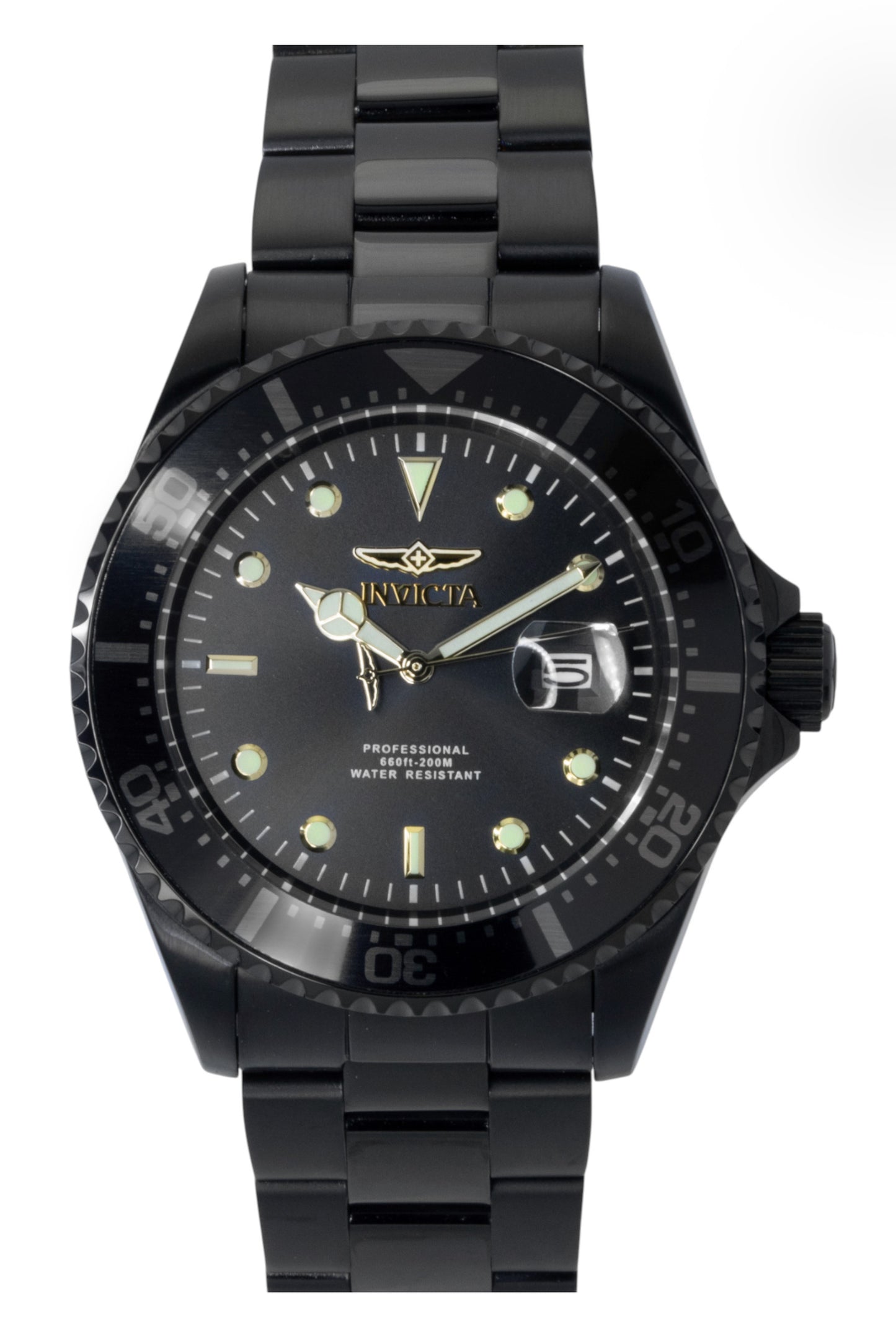 Invicta Pro Diver Zager Exclusive Stainless Steel Black. A brand-new Invicta Pro Diver watch featuring a Black dial and a Stainless steel strap. Side view.