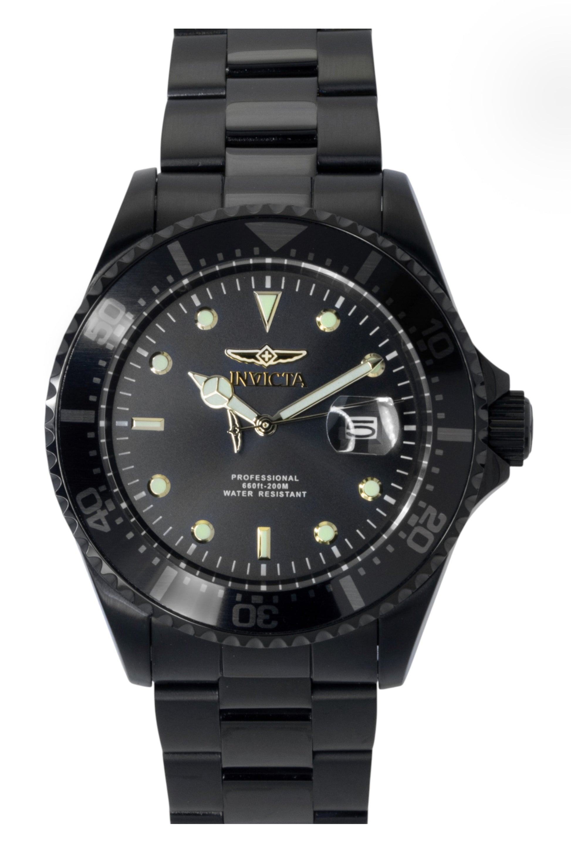 Invicta Pro Diver Zager Exclusive Stainless Steel Black. A brand-new Invicta Pro Diver watch featuring a Black dial and a Stainless steel strap. Side view.