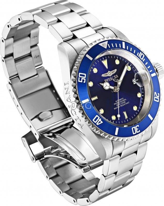 Invicta Pro Diver Automatic movement Blue Stainless steel Male INV9094OB. A brand-new Invicta Pro Diver watch featuring a Blue dial and a Stainless steel strap. Angled view. - view 3
