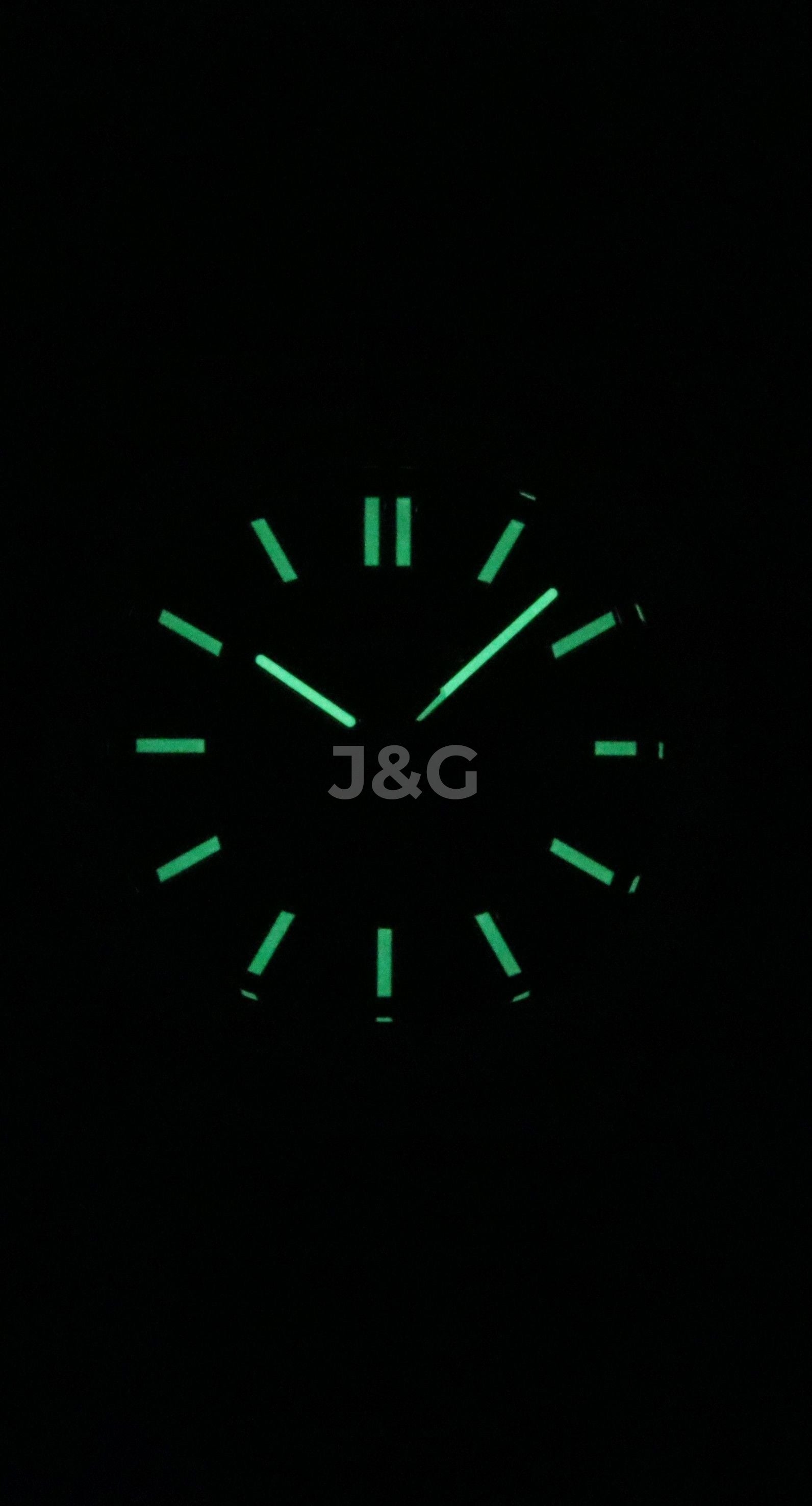 Invicta Speedway Automatic movement Black Stainless steel Male INV48319. A brand-new Invicta Speedway watch featuring a Black dial and a Stainless steel strap. Angled view. - view 2