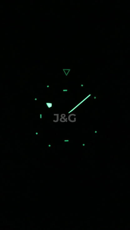 Longines Legend Diver Automatic movement Blue Leather Male L3.774.4.60.2. A brand-new Longines Legend Diver watch featuring a Blue dial and a Leather strap. Front view. - view 2