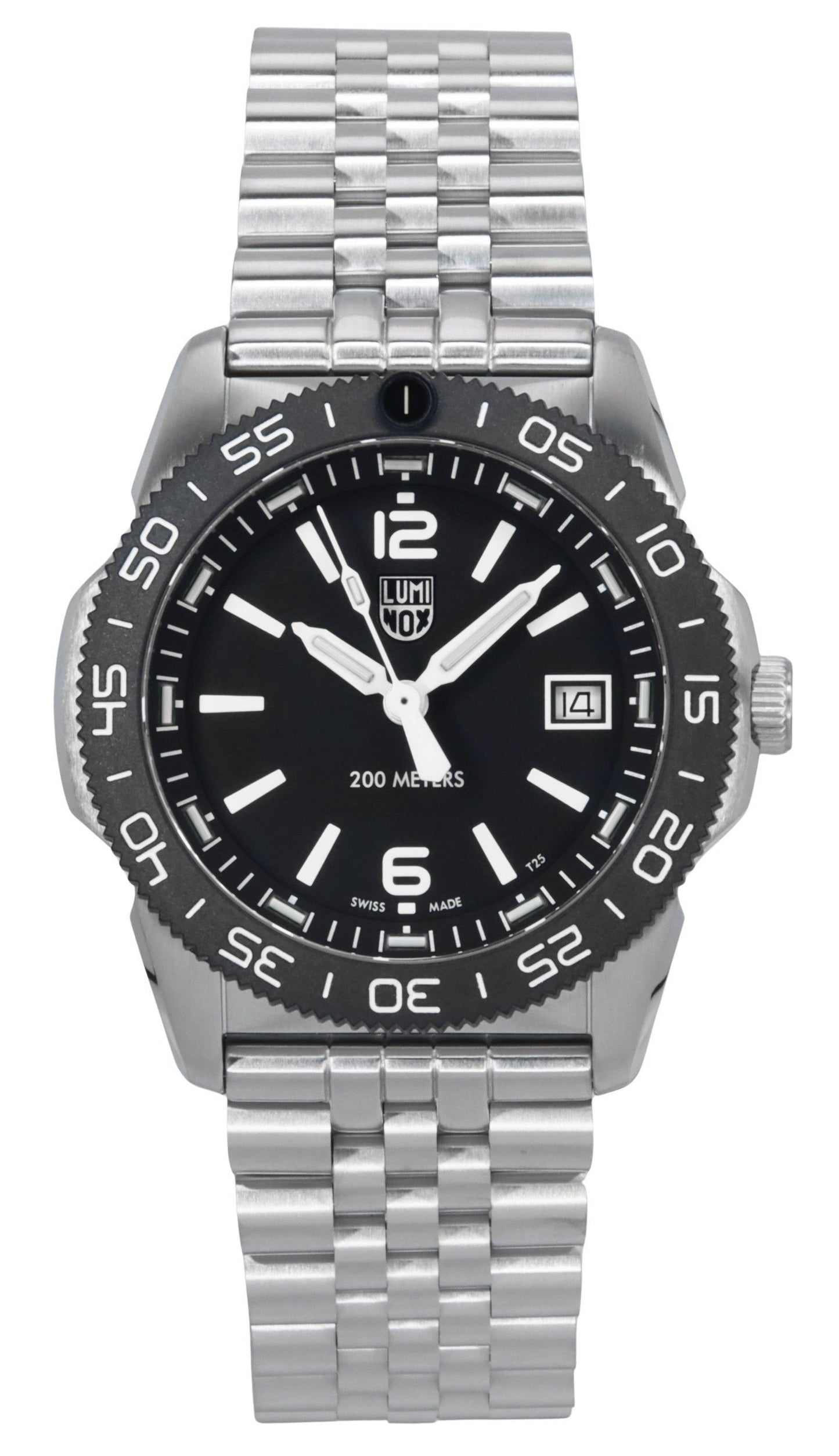 Luminox Pacific Diver Ripple Stainless Steel Black Dial. A brand-new Luminox watch featuring a Black dial and a Stainless steel strap. Side view.