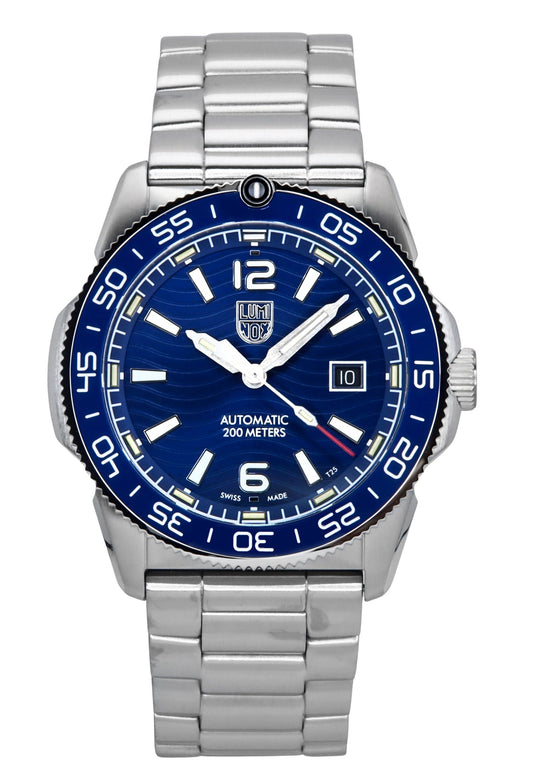 Luminox Pacific Diver Stainless Steel Blue Dial Automatic. A brand-new Luminox watch featuring a Blue dial and a Stainless steel strap. Front view.