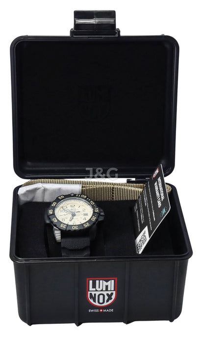 Luminox Quartz movement Blue Male XS.3251.CBNSF.SET. A brand-new Luminox watch featuring a Blue dial. Front view. - view 5