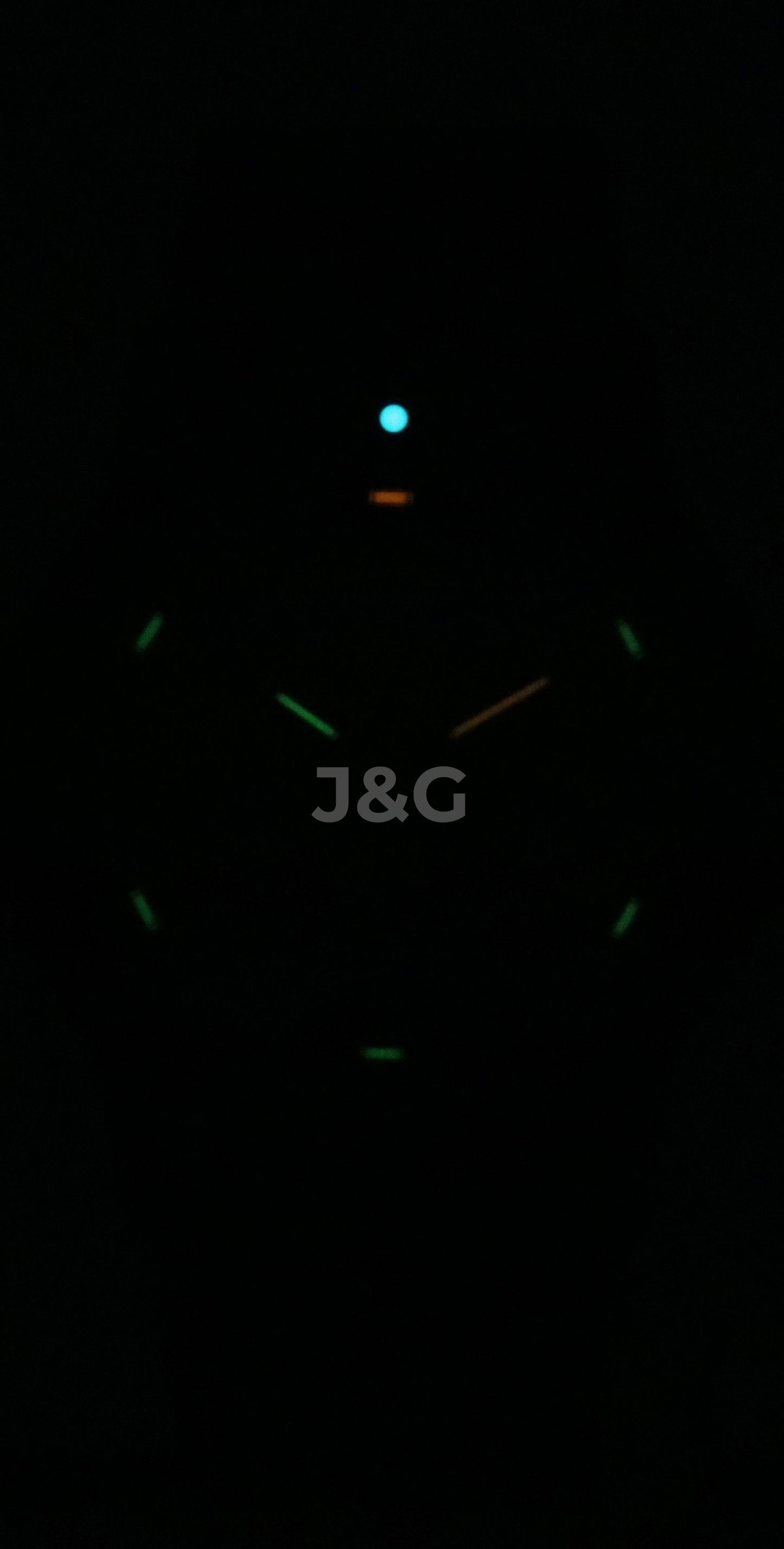 Luminox Sea Leatherback Turtle Quartz movement Black Silicone Male XS.0321.BO.L. A brand-new Luminox Sea watch featuring a Black dial and a Silicone strap. Side view. - view 2