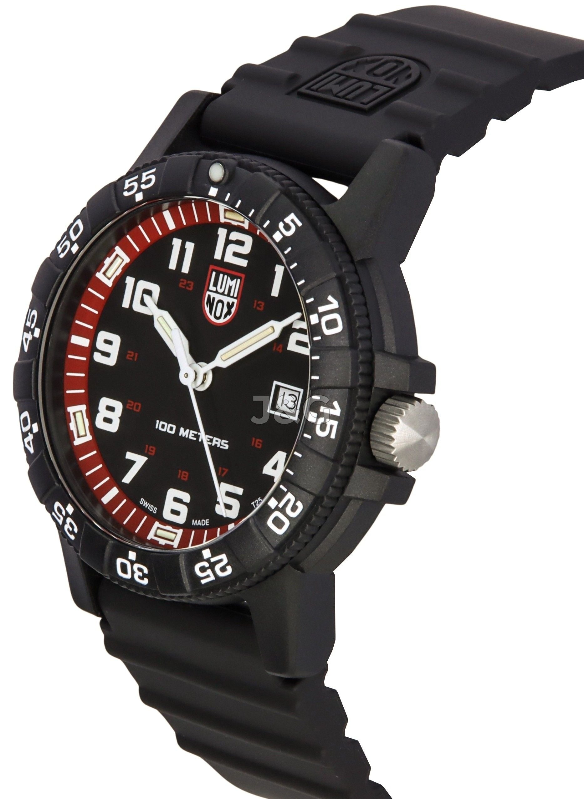 Luminox Sea Quartz movement Black Male XS.0335. A brand-new Luminox Sea watch featuring a Black dial. Side view. - view 2