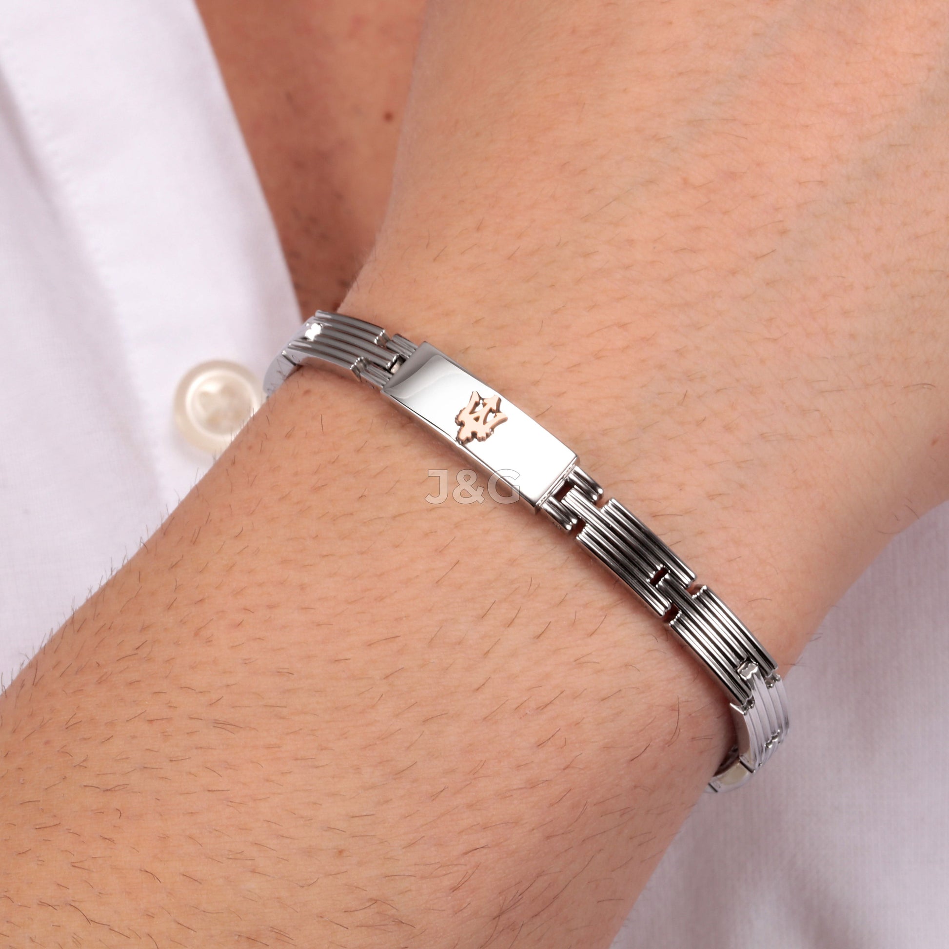 Maserati Accessories Male JM121ATK12-. A brand-new Maserati Accessories watch. Angled view. - view 5