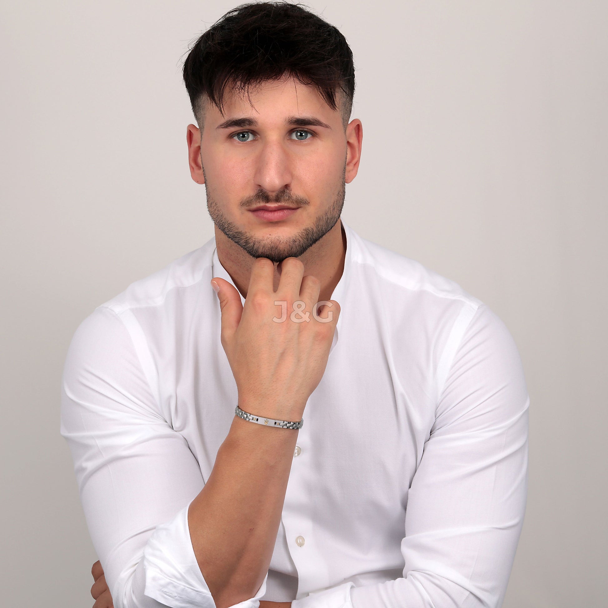 Maserati Accessories Male JM420ATH05-. A brand-new Maserati Accessories watch. Angled view. - view 4