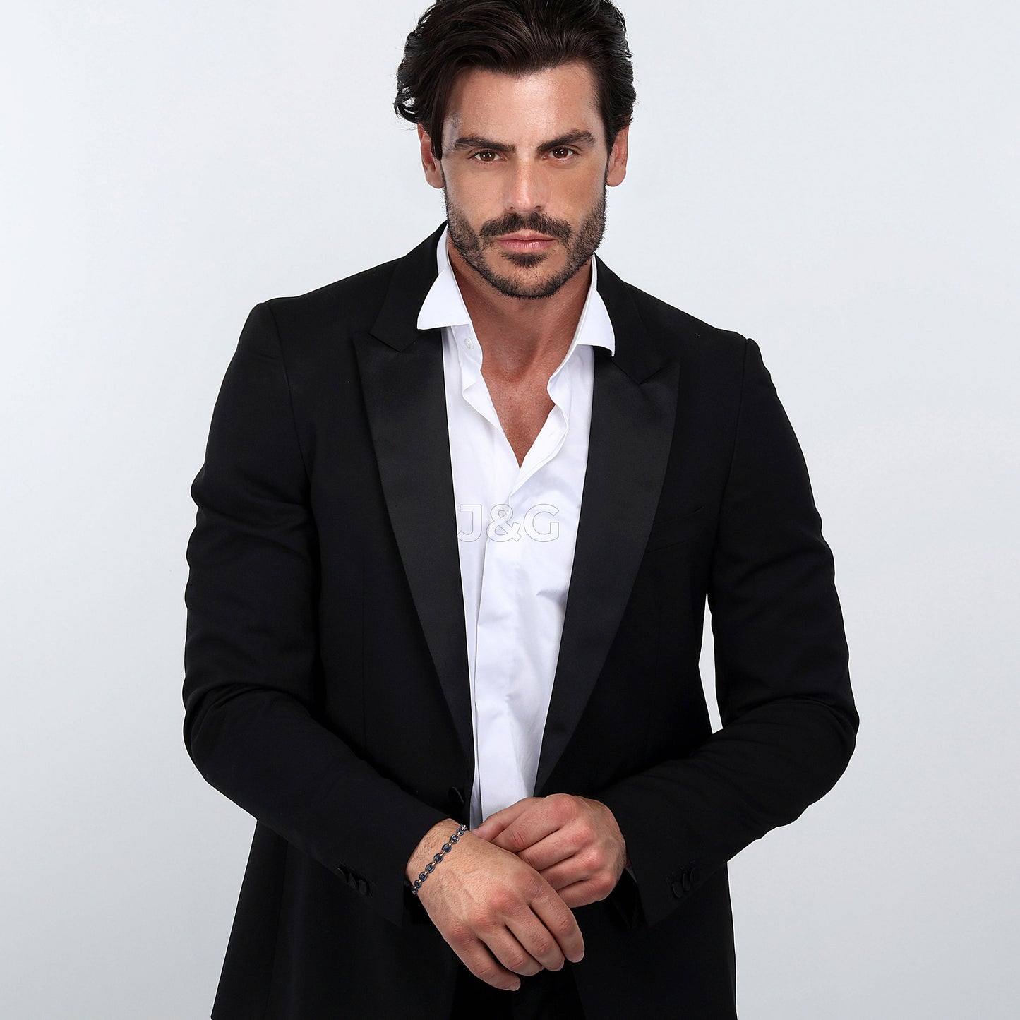 Maserati Jewels Male JM422ATZ17-. A brand-new Maserati Jewels watch. Front view. - view 4