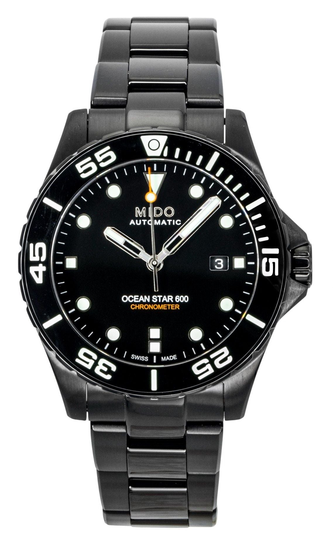 Mido Ocean Star 600 Special Edition Black Dial Automatic. A brand-new Mido Ocean Star watch featuring a Black dial. Angled view.