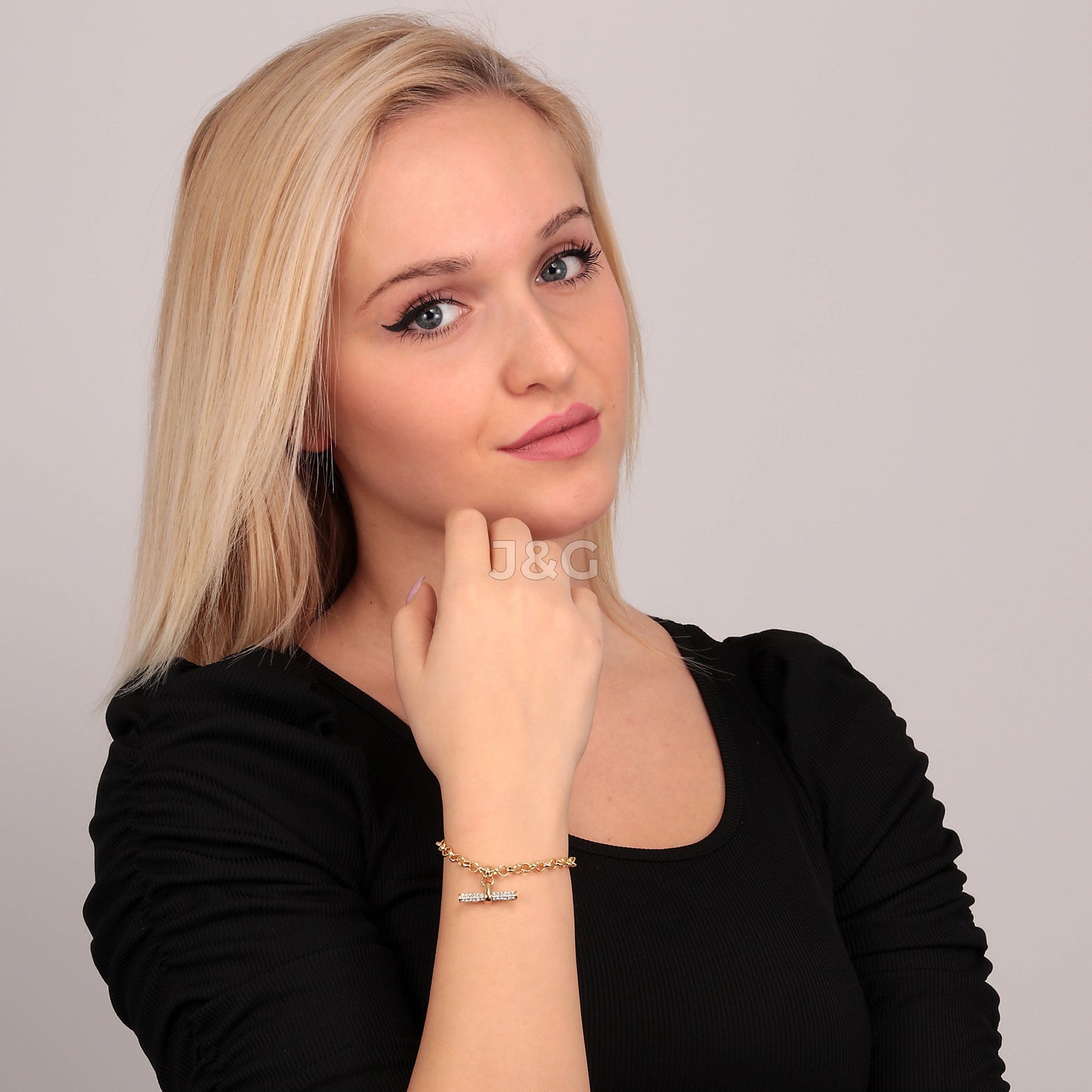 Morellato Abbraccio Female SAUC06-. A brand-new Morellato Abbraccio watch. Front view. - view 4