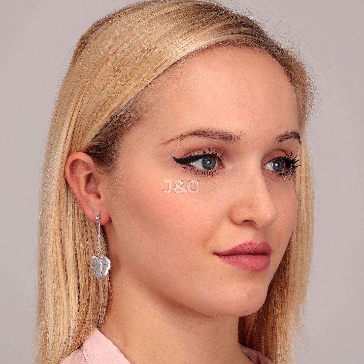 Morellato Abbraccio Female SAUE03-. A brand-new Morellato Abbraccio watch. Angled view. - view 4