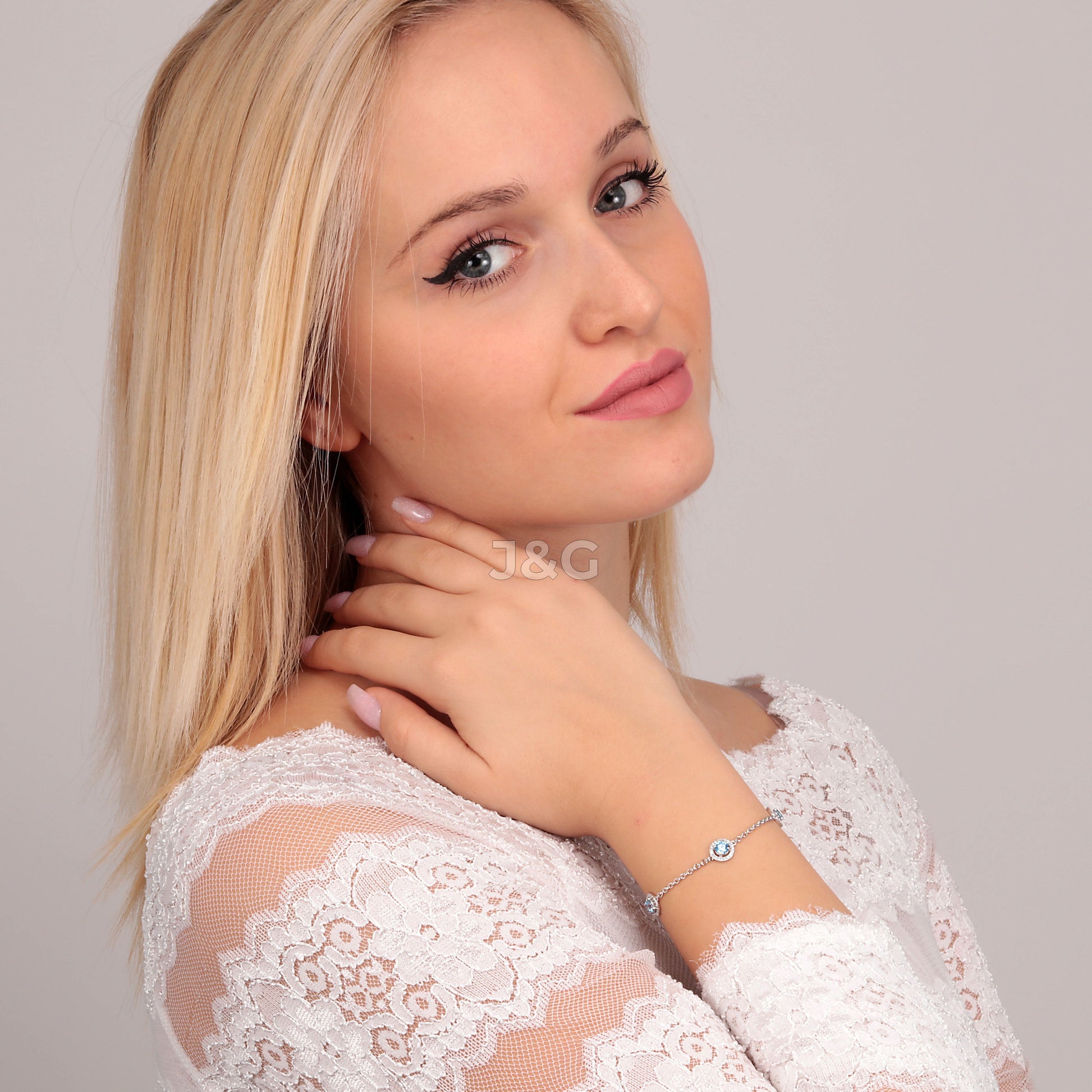 Morellato Tesori Female SAIW96-. A brand-new Morellato Tesori watch. Front view. - view 4