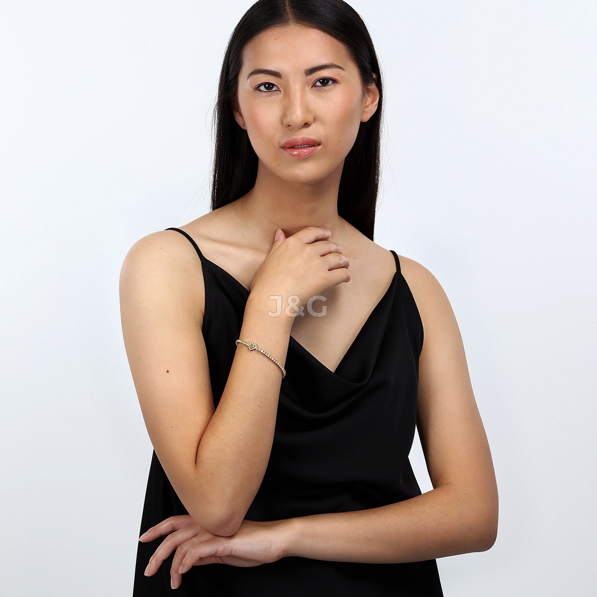 Morellato Tesori Female SAVB10-. A brand-new Morellato Tesori watch. Angled view. - view 4