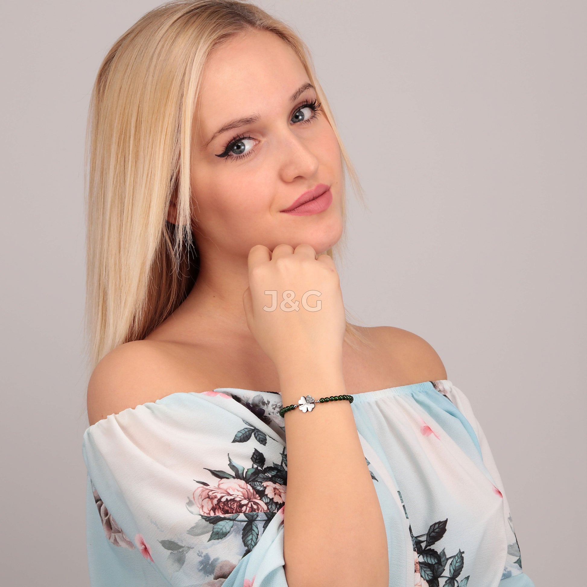 Morellato Valentina Female SATQ08-. A brand-new Morellato Valentina watch. Angled view. - view 4