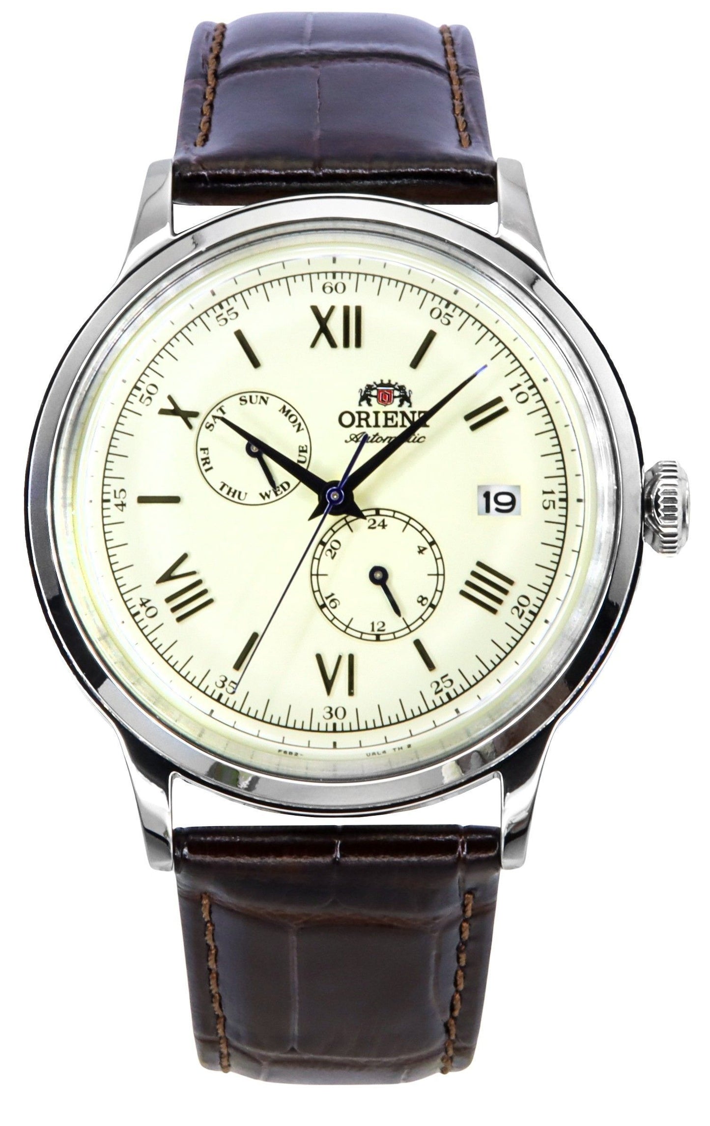 Orient Classic Bambino Version 8 Leather Strap Beige Dial. A brand-new Orient Bambino watch featuring a Beige dial and a Leather strap. Front view.