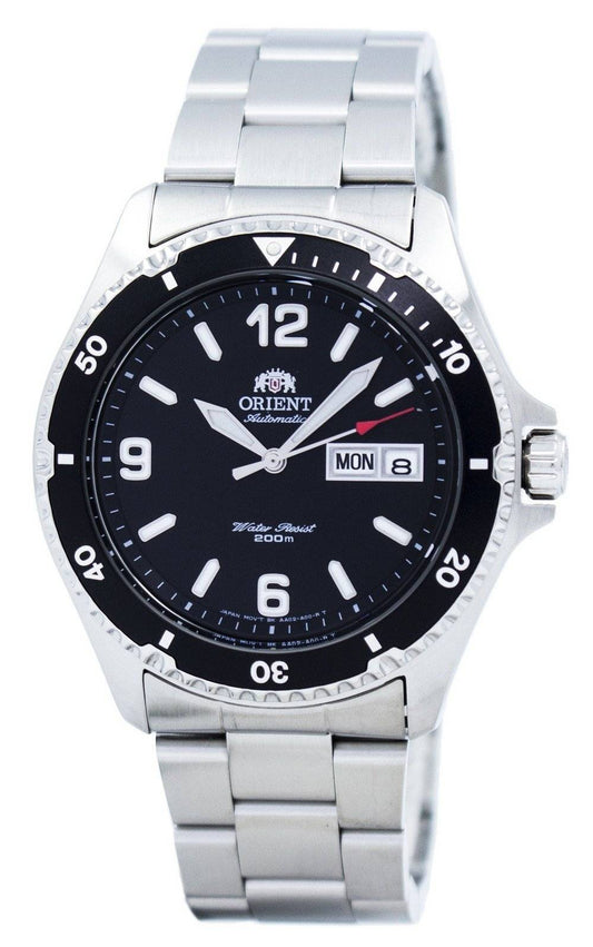 Orient Diver Mako II Automatic TAA02001B9 200M. A brand-new Orient Mako watch featuring a Stainless steel strap. Side view.