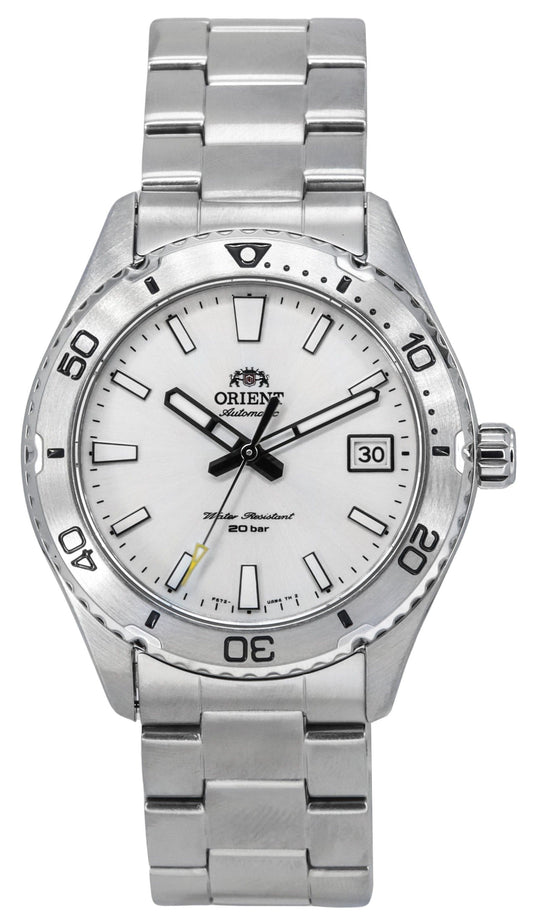 Orient Sports Mako Stainless Steel White Dial Automatic. A brand-new Orient Mako watch featuring a White dial and a Stainless steel strap. Angled view.