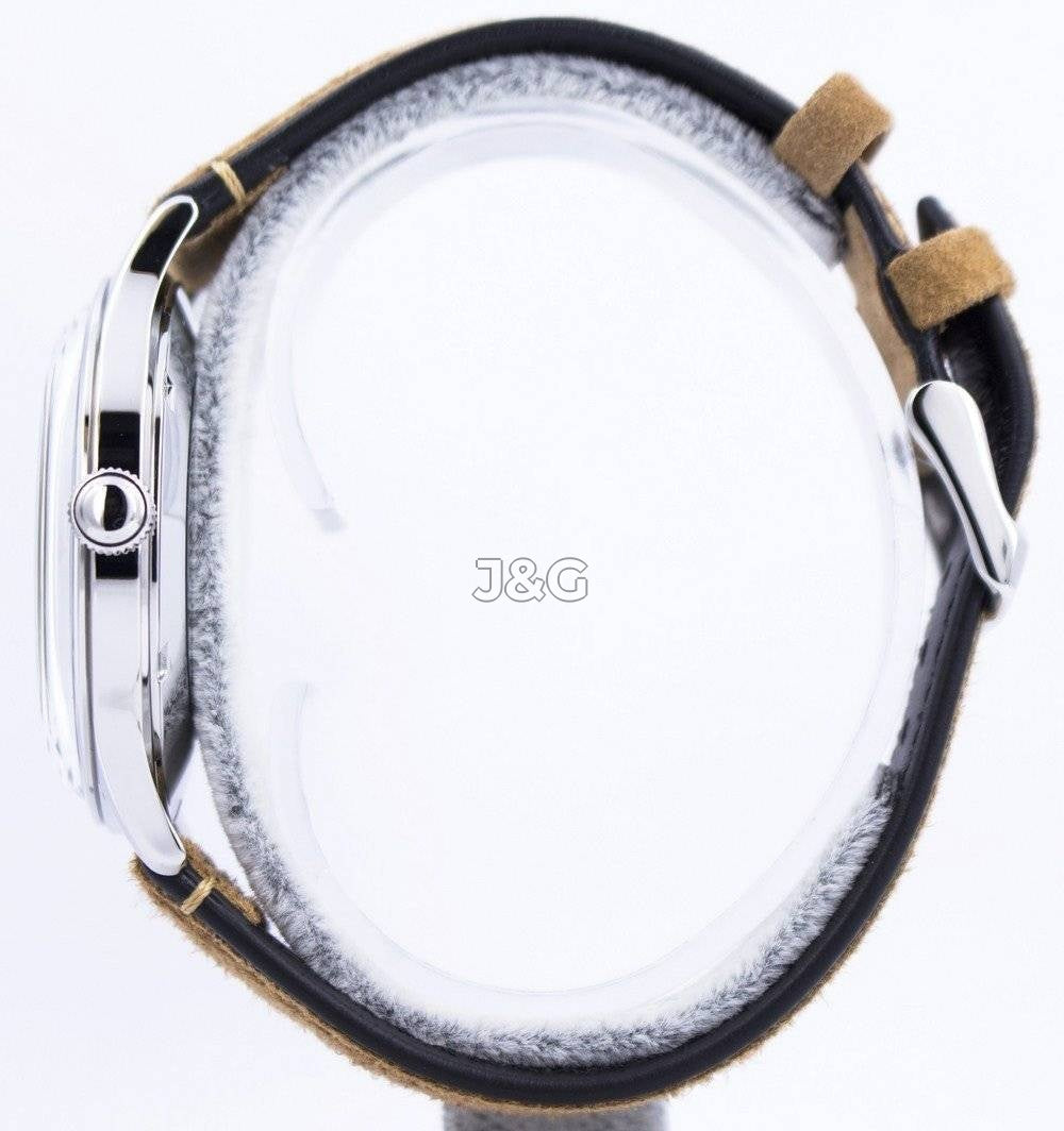 Orient Bambino Automatic movement White Leather Male FAC08003A0. A brand-new Orient Bambino watch featuring a White dial and a Leather strap. Side view. - view 2