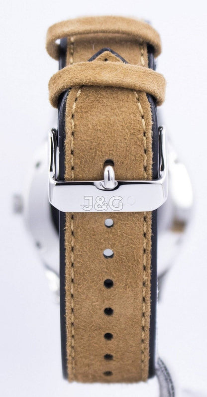 Orient Bambino Automatic movement White Leather Male FAC08003A0. A brand-new Orient Bambino watch featuring a White dial and a Leather strap. Side view. - view 3