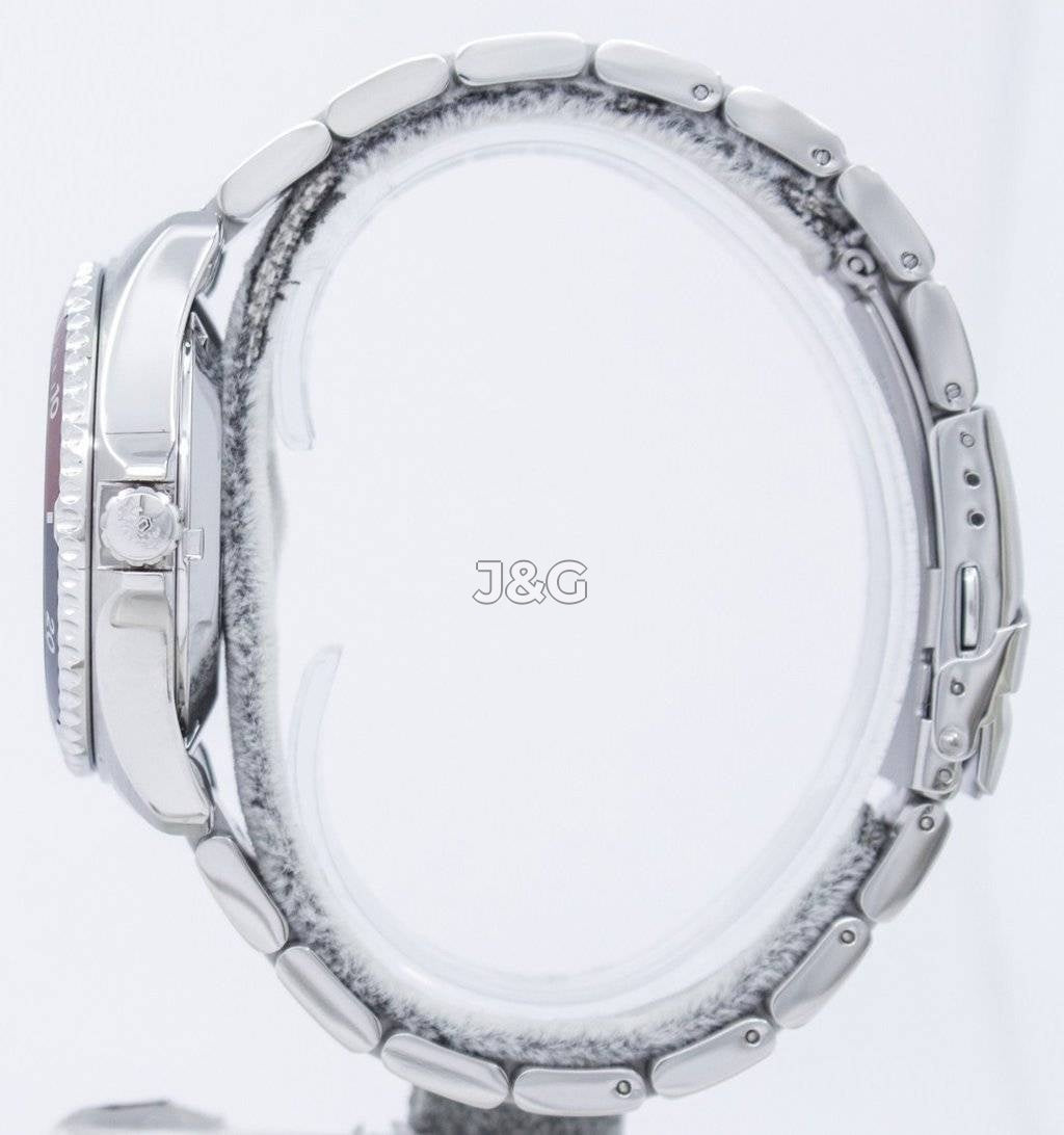 Orient Mako Automatic movement Blue Stainless steel Male FAA02009D9. A brand-new Orient Mako watch featuring a Blue dial and a Stainless steel strap. Front view. - view 3