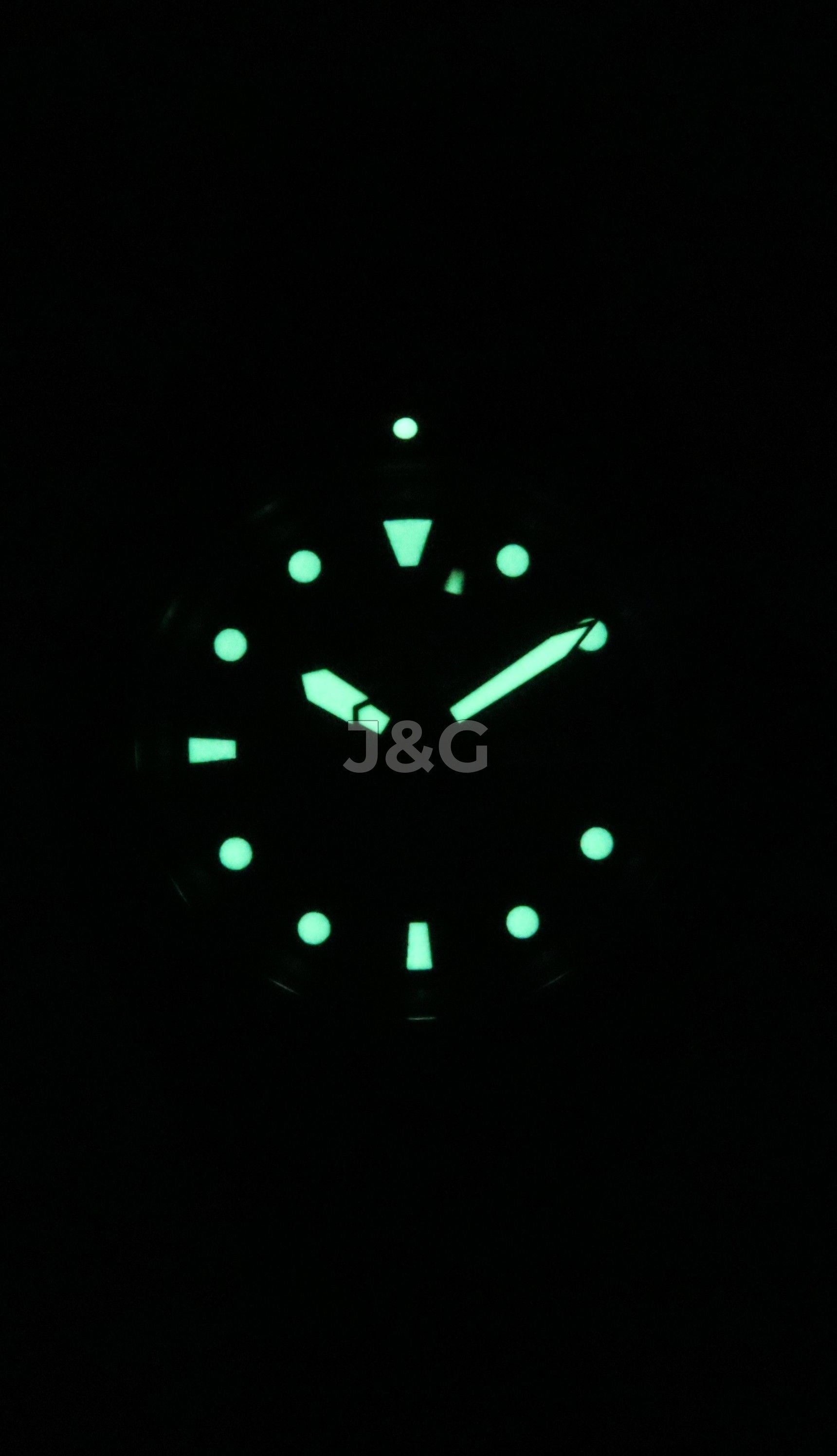 Orient Ray Automatic movement Blue Stainless steel Male FAA02003B9. A brand-new Orient Ray watch featuring a Blue dial and a Stainless steel strap. Angled view. - view 2