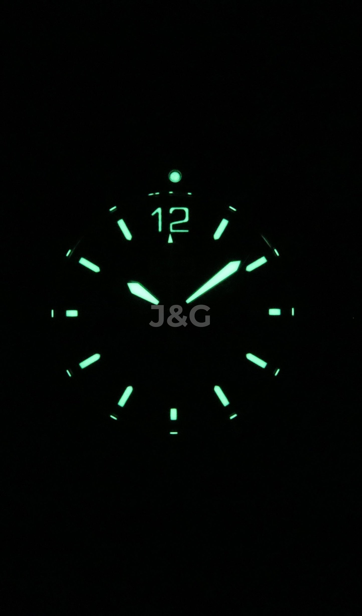 Orient Sports Date display Red Stainless steel Male RA-TX0207R. A brand-new Orient Sports watch featuring a Red dial and a Stainless steel strap. Front view. - view 2