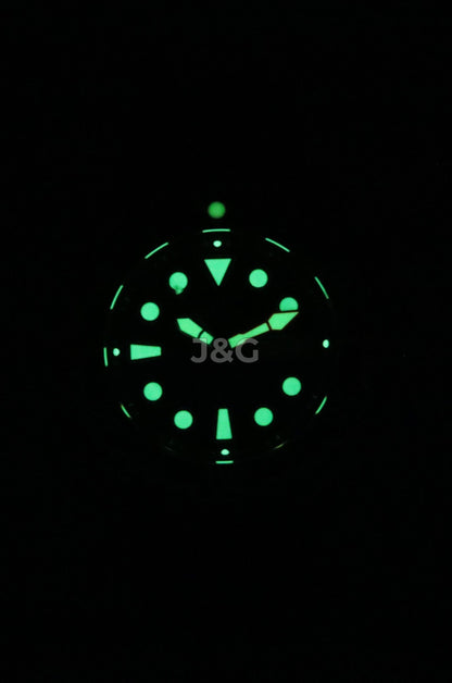 RATIO FreeDiver Automatic movement Black Male 1068HA90-34VA-BLK-V02. A brand-new RATIO FreeDiver watch featuring a Black dial. Angled view. - view 2