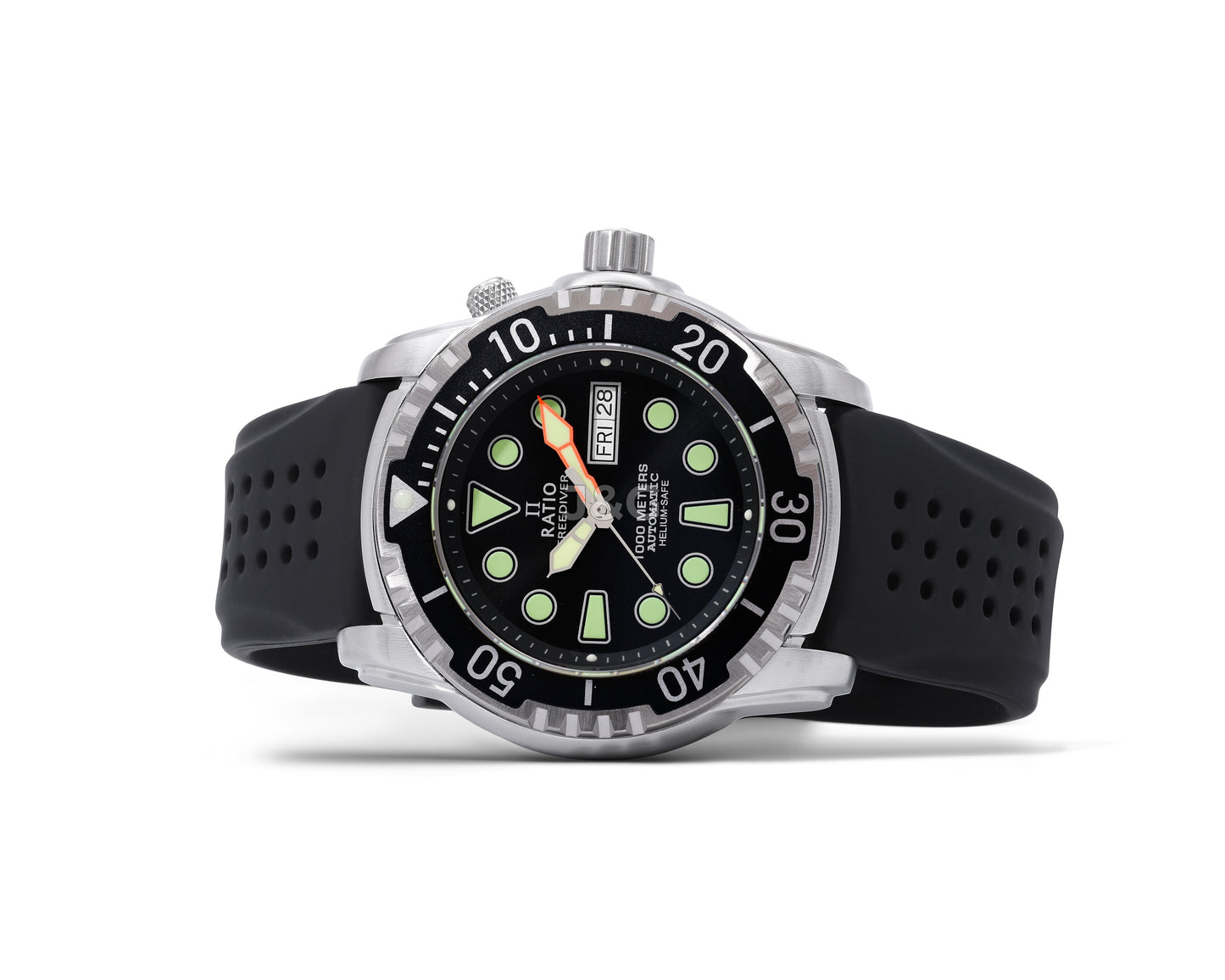 RATIO FreeDiver Automatic movement Black Male 1068HA90-34VA-BLK-V02. A brand-new RATIO FreeDiver watch featuring a Black dial. Angled view. - view 5