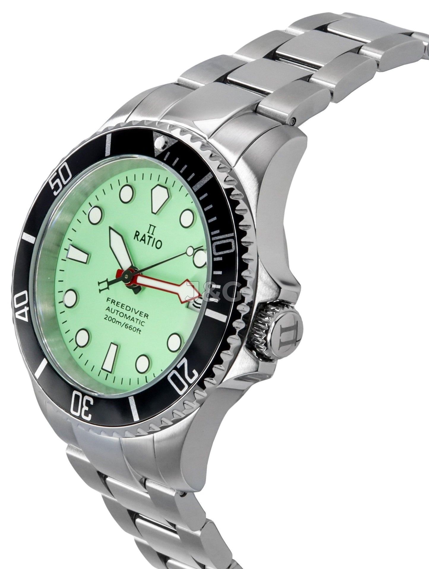RATIO FreeDiver Automatic movement Green Stainless steel Male RTF049. A brand-new RATIO FreeDiver watch featuring a Green dial and a Stainless steel strap. Front view. - view 3