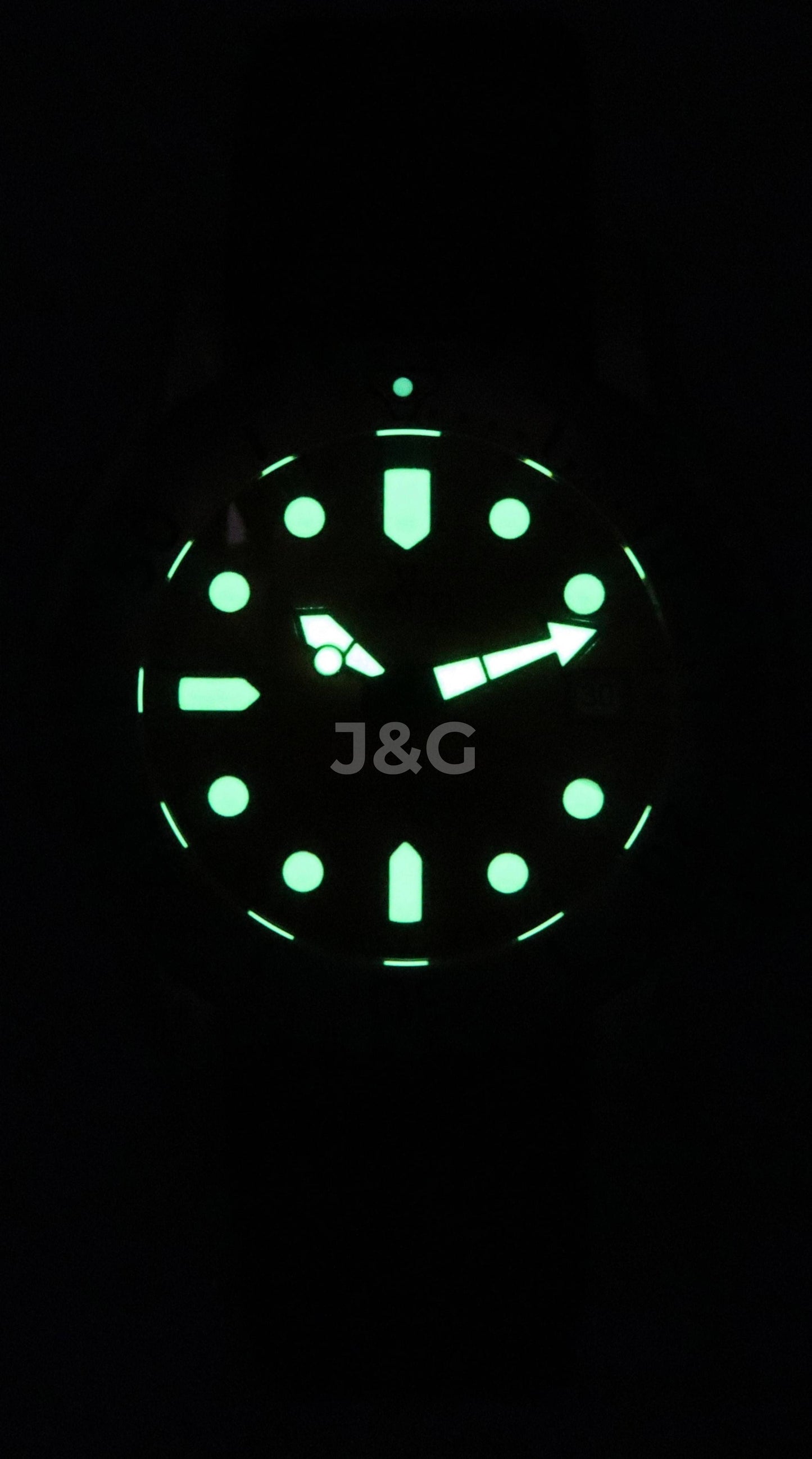 RATIO FreeDiver Automatic movement Orange Male RTF017. A brand-new RATIO FreeDiver watch featuring a Orange dial. Front view. - view 2