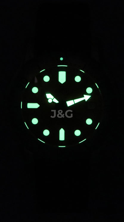 RATIO FreeDiver Automatic movement Orange Male RTF017. A brand-new RATIO FreeDiver watch featuring a Orange dial. Front view. - view 2