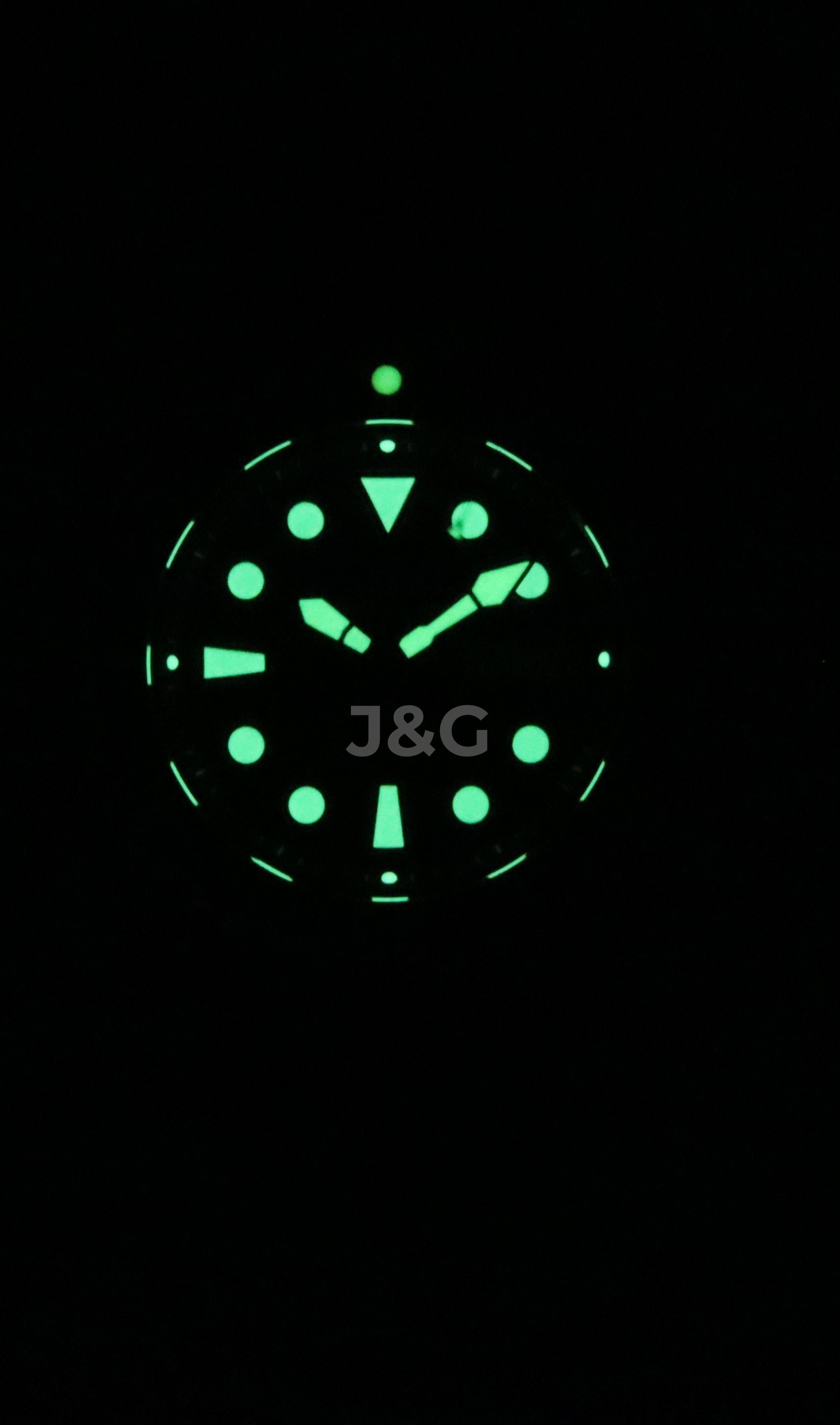 RATIO FreeDiver Automatic movement Red Male 1068HA90-34VA-RED-V02. A brand-new RATIO FreeDiver watch featuring a Red dial. Front view. - view 2