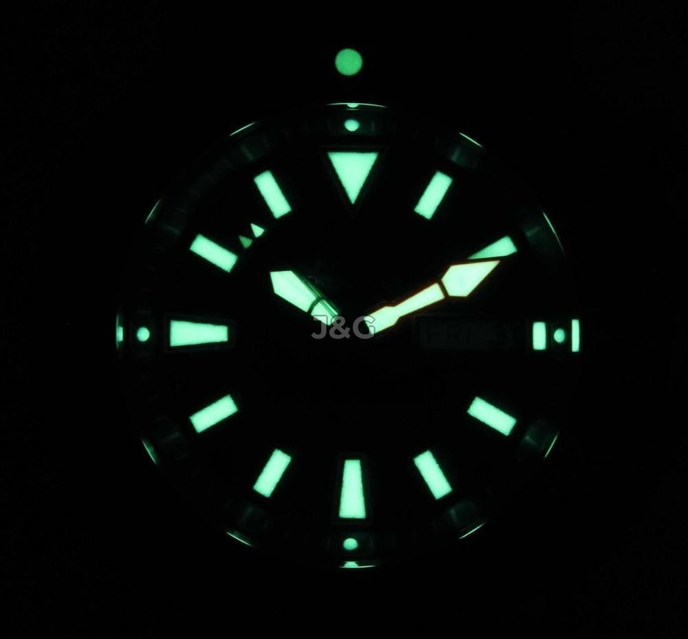 RATIO FreeDiver Date display Blue Stainless steel Male 1050HA93-12V-BLU. A brand-new RATIO FreeDiver watch featuring a Blue dial and a Stainless steel strap. Angled view. - view 2