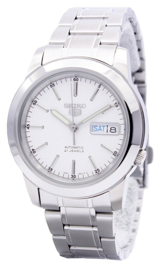 Seiko 5 Automatic 21 Jewels SNKE49 SNKE49K Water Resistant. A brand-new Seiko watch featuring a Stainless steel strap. Side view.