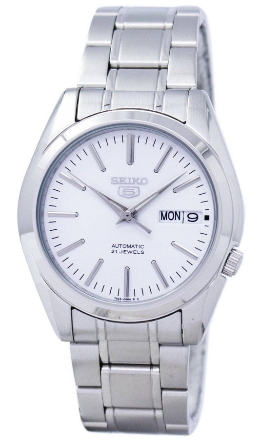 Seiko 5 Sports Automatic 21 Jewels SNKL41 SNKL41K. A brand-new Seiko 5 Sports watch featuring a Stainless steel strap. Angled view.