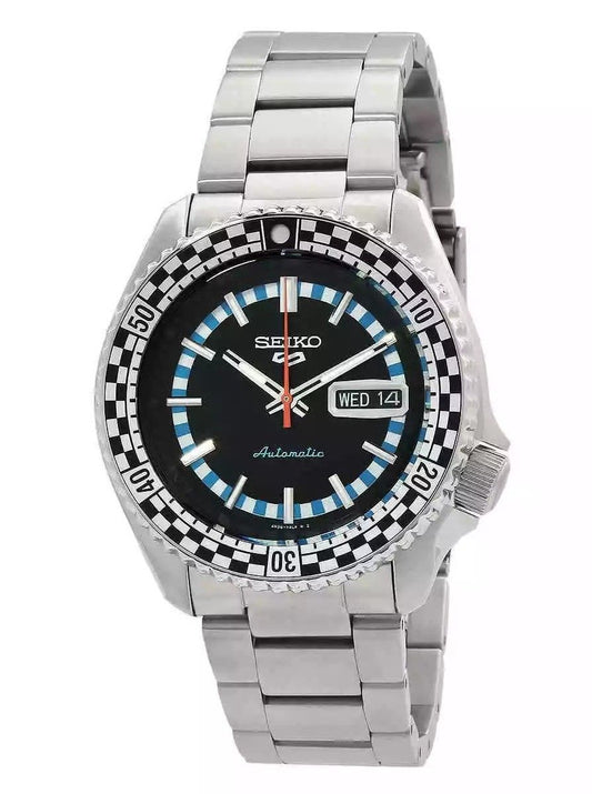 Seiko 5 Sports SKX Series Checker Flag Special Edition. A brand-new Seiko 5 Sports watch featuring a Black and White dial. Front view.