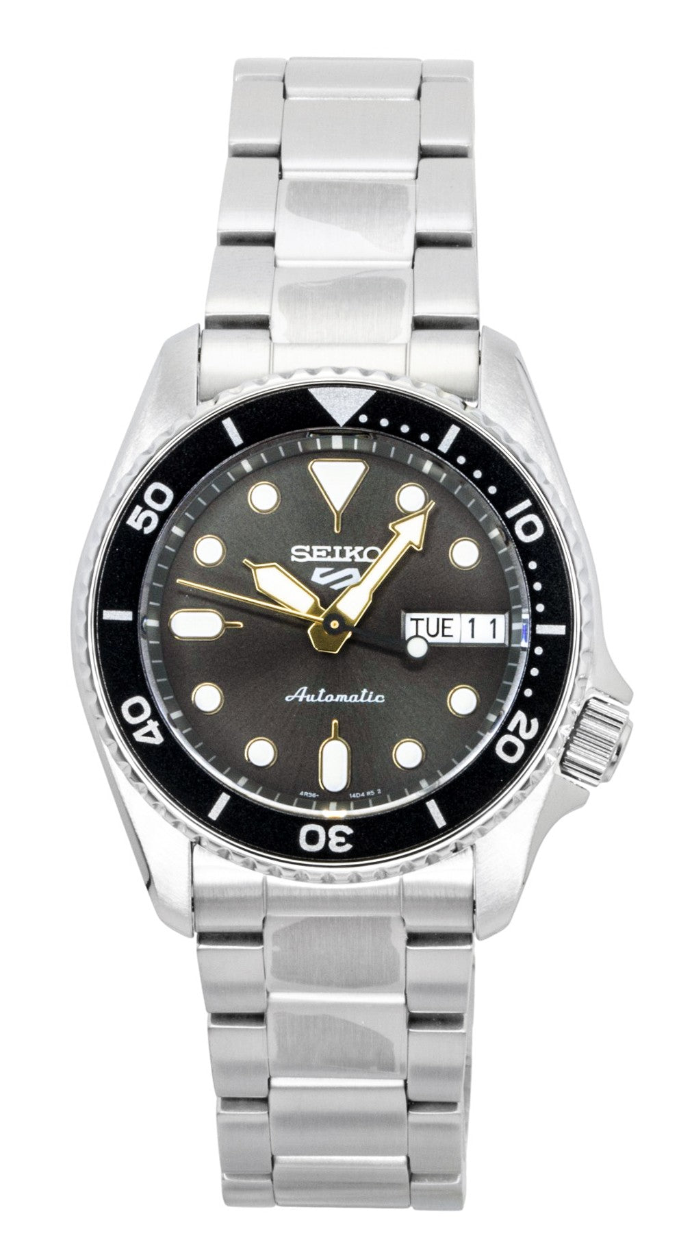 Seiko 5 Sports SKX Street Stonewash Stainless Steel Black. A brand-new Seiko 5 Sports watch featuring a Black dial and a Stainless steel strap. Side view.