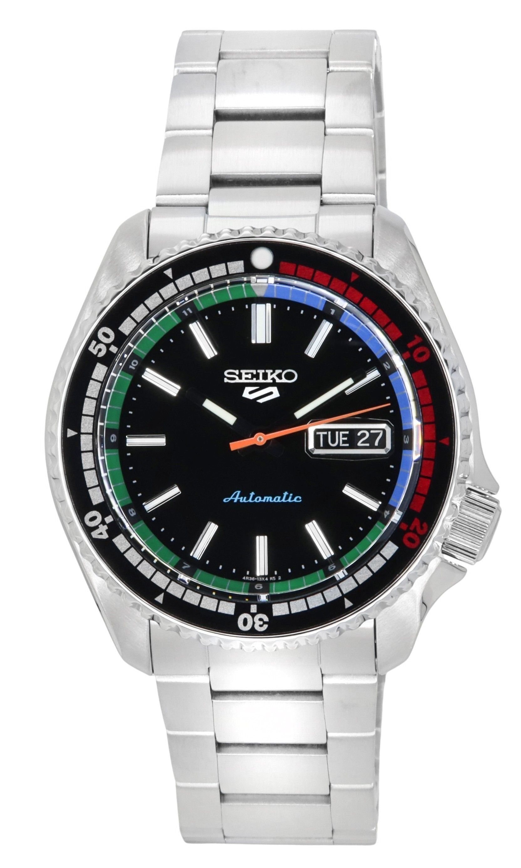 Seiko 5 Sports SKX Style The New Regatta Timer Special. A brand-new Seiko 5 Sports watch featuring a Black dial. Angled view.
