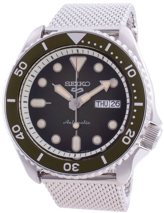 Seiko 5 Sports Suits Style Automatic SRPD75 SRPD75K 100M. A brand-new Seiko 5 Sports watch featuring a Stainless steel strap. Side view.