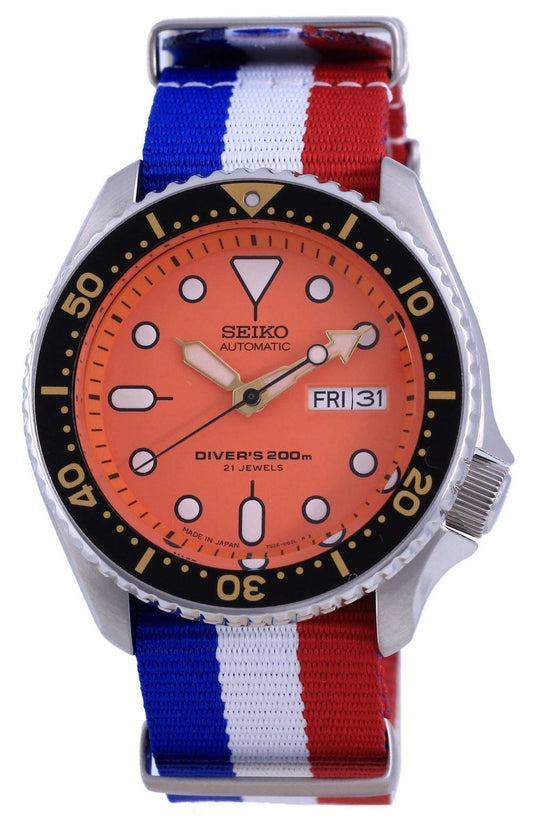 Seiko Automatic Diver's Japan Made Polyester 200M. A brand-new Seiko watch featuring a Stainless steel strap. Angled view.