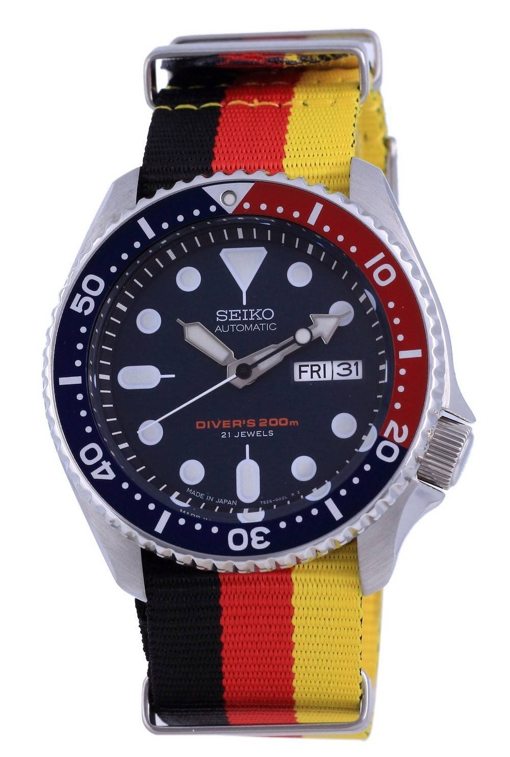 Seiko Automatic Diver's Polyester Japan Made 200M. A brand-new Seiko watch. Side view.