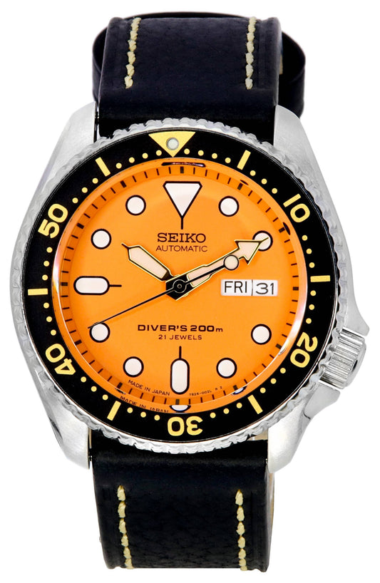 Seiko Automatic Diver's Ratio Black Leather 200M. A brand-new Seiko watch featuring a Leather strap. Side view.