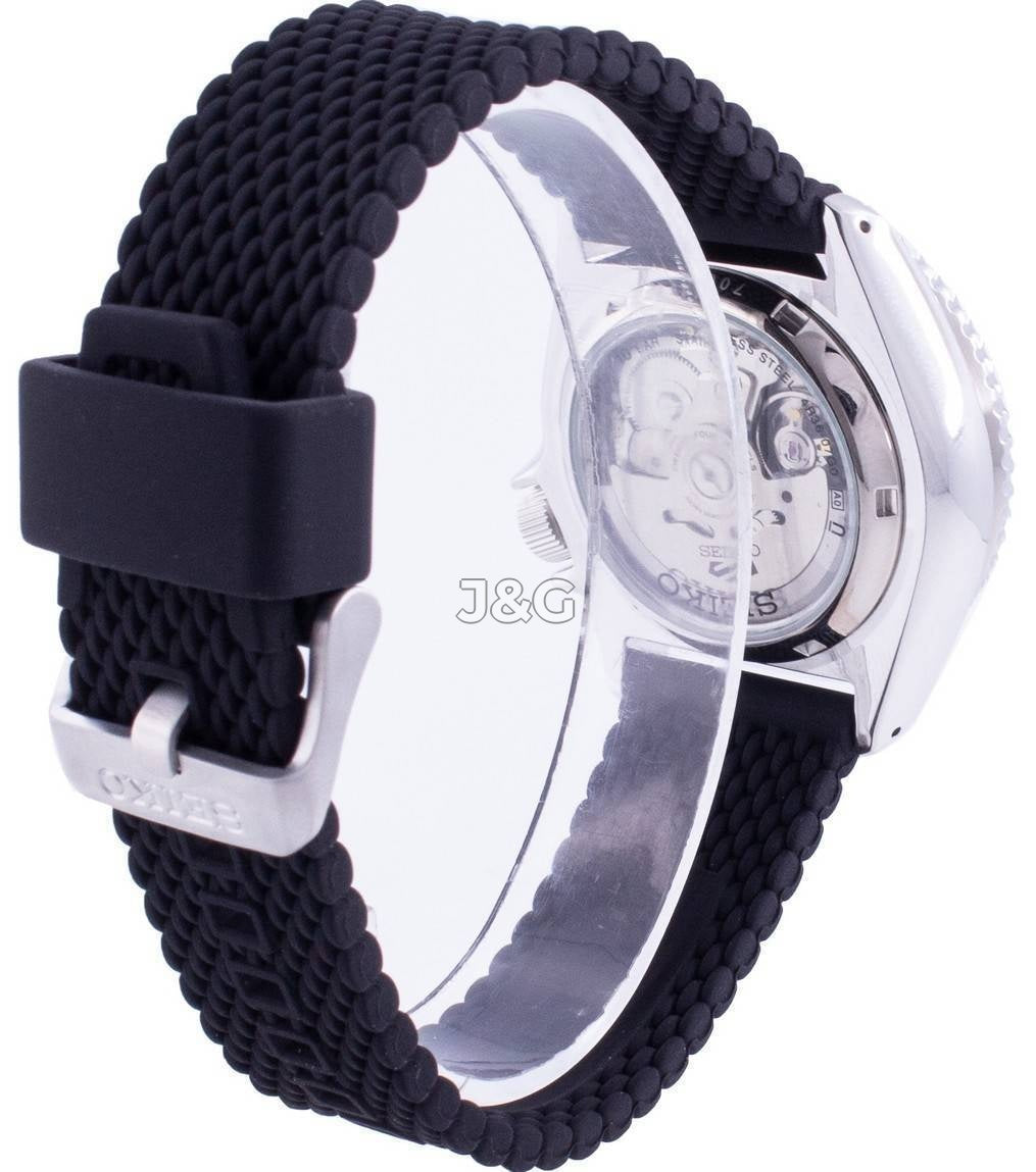 Seiko 5 Sports Automatic movement White Silicone Male SRPD71K2. A brand-new Seiko 5 Sports watch featuring a White dial and a Silicone strap. Front view. - view 5