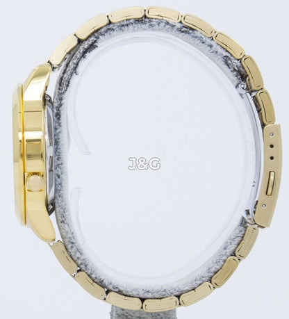 Seiko Automatic movement Black Stainless steel Male SNKK22J1. A brand-new Seiko watch featuring a Black dial and a Stainless steel strap. Angled view. - view 3