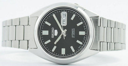 Seiko Automatic movement Black Stainless steel Male SNXS79J1. A brand-new Seiko watch featuring a Black dial and a Stainless steel strap. Angled view. - view 5