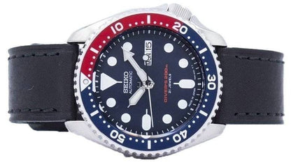 Seiko Automatic movement Blue Leather Male SKX009J1-var-LS8. A brand-new Seiko watch featuring a Blue dial and a Leather strap. Angled view. - view 5