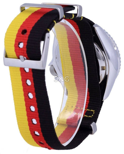 Seiko Automatic movement Blue Male SKX009J1-var-NATO26. A brand-new Seiko watch featuring a Blue dial. Angled view. - view 4