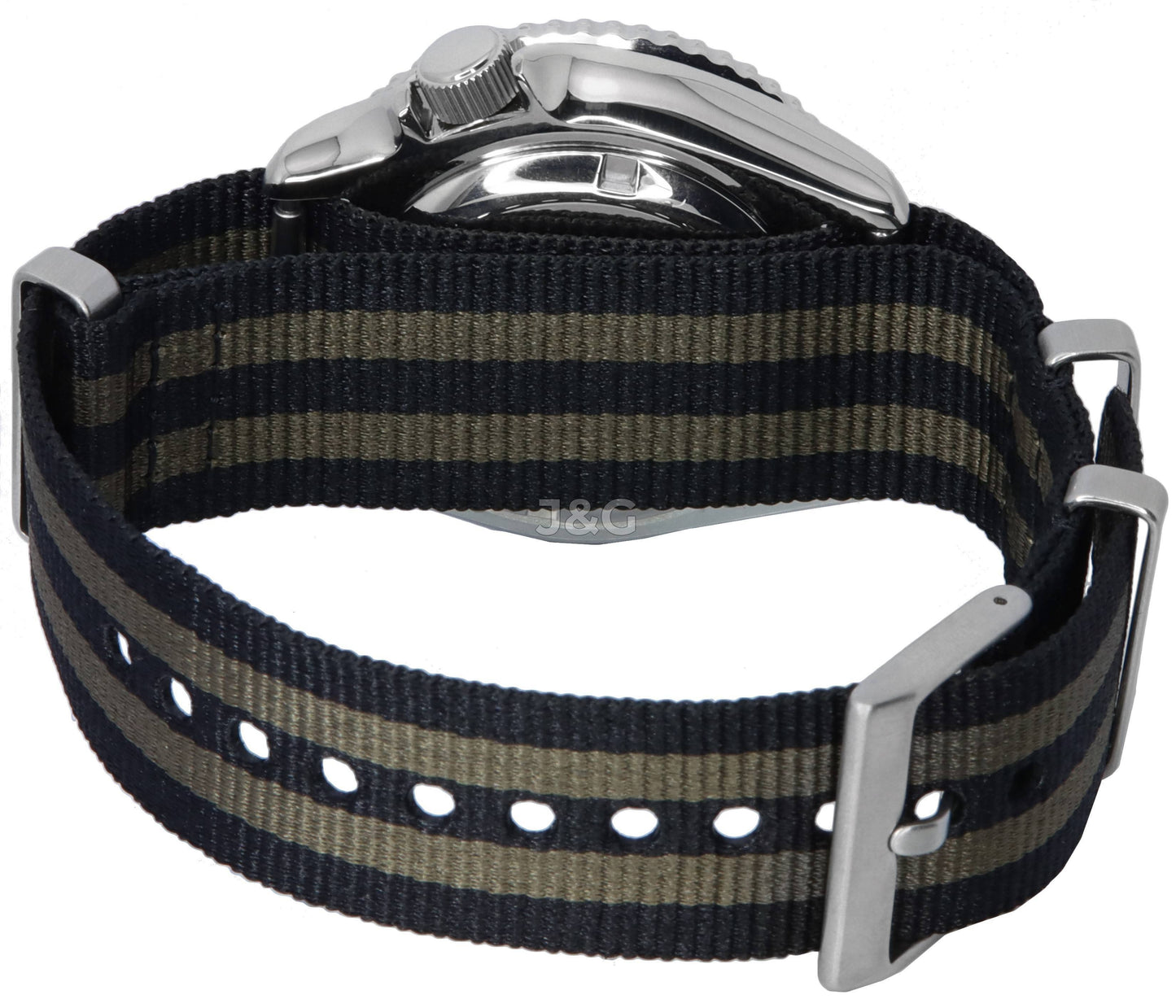 Seiko Automatic movement Blue Stainless steel Male SKX009K1-var-NATO2. A brand-new Seiko watch featuring a Blue dial and a Stainless steel strap. Front view. - view 4