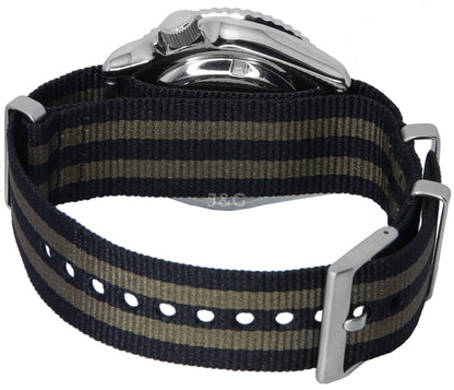 Seiko Automatic movement Blue Stainless steel Male SKX009K1-var-NATO2. A brand-new Seiko watch featuring a Blue dial and a Stainless steel strap. Front view. - view 4